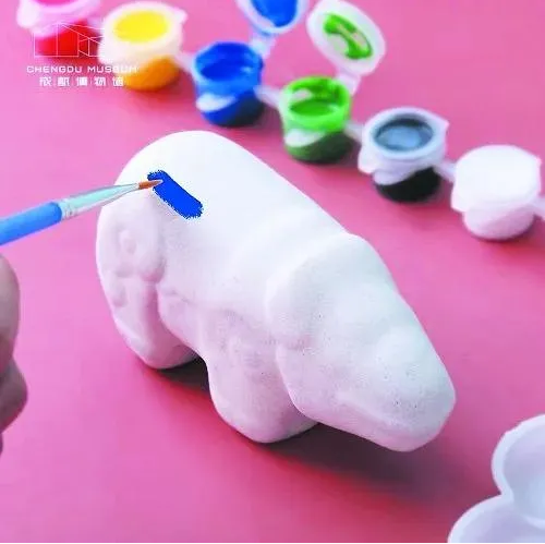 成博以石犀為原型，開發(fā)了一系列文創(chuàng)產(chǎn)品